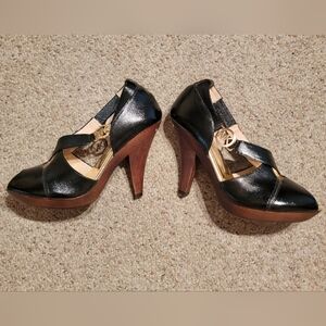 Michael Kors platform heels - NWOT